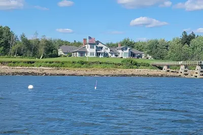 Image de Spectacular Waterfront Home on the Eggemoggin Reach