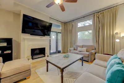 Image de Trendy Columbia Townhome - Mins to Usc!