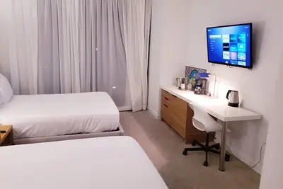 Image de Bienvenue dans votre luxueuse retraite Ă Hallandale Beach.