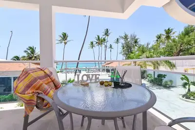 Image de Beachfront Condo, 2 Pools & Private Beach Access, Sleeps 8 Guests