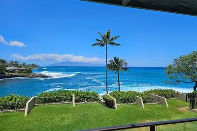 Image de Remodel Grand Opening with Turtles, Whales, 30% off. Ocean Views, Great Sunsets