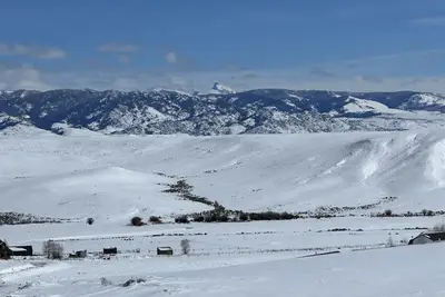 Image de Hilltop Gem, , with amazing views of the wind River Mountain Range, Sleeps 8