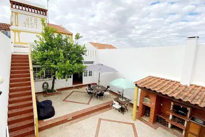 Image de Charming 5-Bed House in Granja