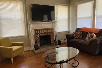 Image de 2 Bedroom Cottage-walking distance to downtown