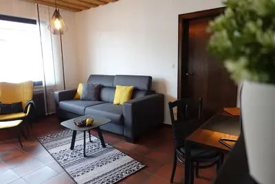 Image de Moderne Ferienwohnung mit Balkon fĂĽr bis zu 4 Personen