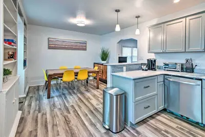 Image de Pet-Friendly Fayetteville Home w/ Fenced Yard