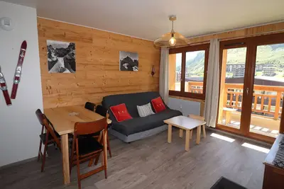 Image de Appartement Confort 4 Pers, Balcon Sud, Proche Pistes et Commerces, Wifi Inclus