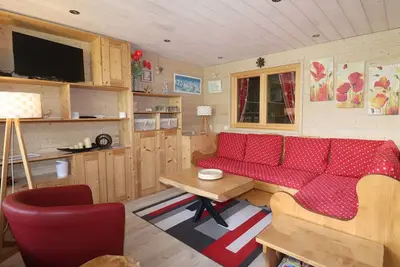 Image de Appartement rénové proche des pistes avec balcon