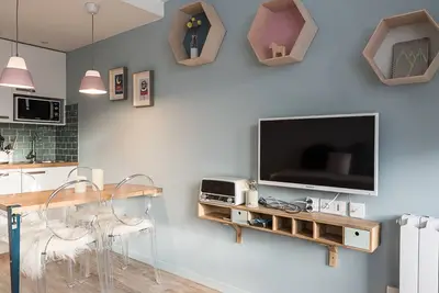 Image de Studio rénové pour 4 personnes, proche pistes et commerces, balcon, Wifi, animaux acceptés