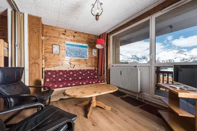 Image de Studio spacieux avec balcon près des pistes et commerces, parking optionnel, animaux acceptés
