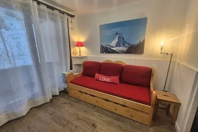 Image de Studio rénové avec balcon aux pieds des pistes, WiFi, animaux permis