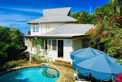 Image de Hummingbird Villa - Tropical 3 bedroom Villa with Panoramic Views