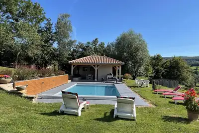 Image de La Croix Micot - La Vineuse Sur Fregande
