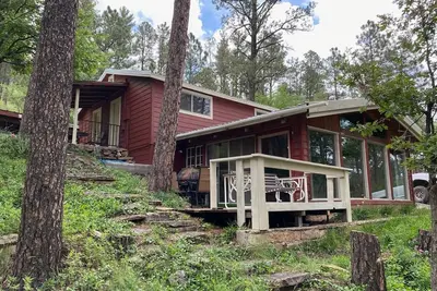Image de A Vintage Retreat within earshot of Rio Ruidoso -10 min walk to Midtown Ruidoso.