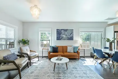 Image de Modern and Updated home in East Sacramento