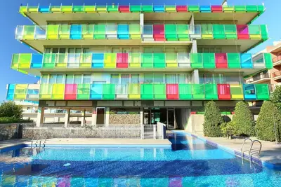 Image de Joli appartement pour 4 personnes avec climatisation, piscine, Tv, terrasse et parking