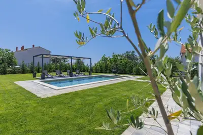Image de Magnifique maison de vacances privée avec Wifi, piscine privée, climatisation, Tv, patio, parking