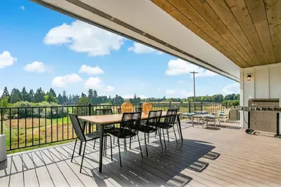 Image de Great Deals on Summer Stays!