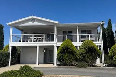 Image de Your Home Away from Home