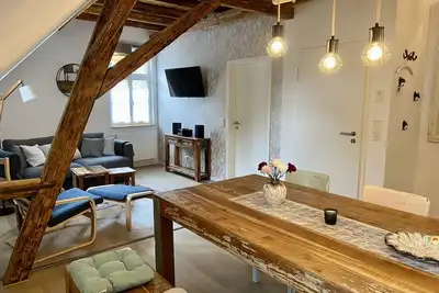 Image de Topp Gedämmte Dachgeschosswohnung, Komfortabel u. Gemütlich