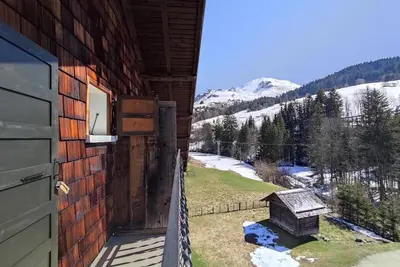 Image de 2ème étage, vue montagne, balcon, parking, télévision, casier à ski, 46m², Le Grand Bornand
