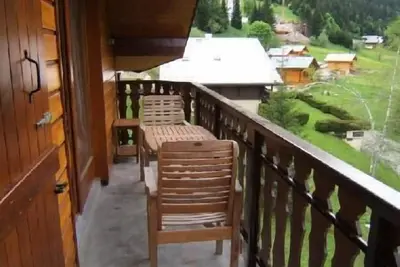 Image de 5ème étage, balcon, cheminée ou poêle à bois, parking, télévision, 50m², Châtel