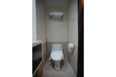 Newly Renovated Suite w/City View, Free Pool & Gym