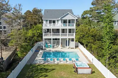 Image de Fish Whisperer: Private Pool | Hot Tub | Elevator
