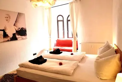 Image de 3 Zimmer Apartment am Rathaus mit Erker - Direkt im Zentrum