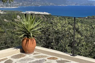 Image de house domain of gaou benat sea view at 180°