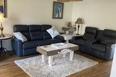 Image de Beach Condo With Water Access