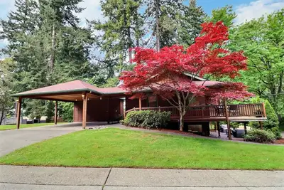 Image de Peaceful place mins to downtown with workspace and kitchen