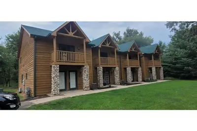 Image de Bella Villa familiar. Wifi. Close to Starved Rock Park Hiking trails. Relaxing!