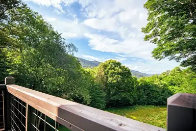 Image de Minutes to Banner Elk, Quiet Mtn Home, Fireplace!