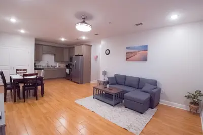 Image de 💥❤️Close 2 Waters🔥 | Sleeps 6 W/ W+D