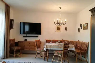 Image de GemĂĽtliche Ferienwohnung mit 2 Schlafzimmern und Terrasse