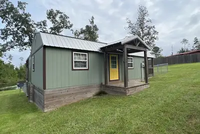 Image de Cabin on Lake Seminole with dock and boat launch! Sleeps 6