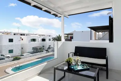 Image de Maison de vacances Casa Fariones près de la plage avec terrasse, piscine partagée et Wi-Fi
