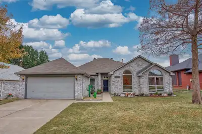 Image de Spacious 4-bedroom Home with Private Pool