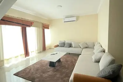 Image de This stylish apartment is close to everything, making it easy to plan your visit