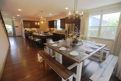 Image de Huge Family Home by Medical Center & Downtown Houston - Sleeps 20