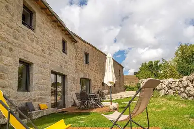 Image de Gîte des Amandines - Saint-Laurent-De-Muret