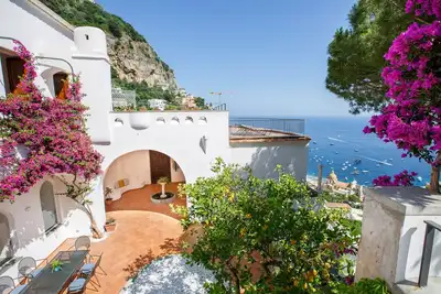 Villa Field con terrazze private