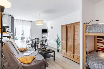 Image de Joli appartement pour 4 personnes avec Wifi, Tv, balcon et parking