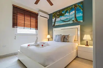 Image de Family Apartment Steps from Eagle Beach