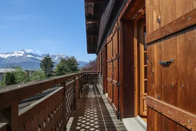Image de Belle-Sofianna, 5 bedroom chalet in the heart of town