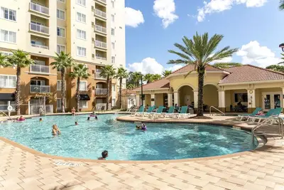 Image de Premium Universal Studios King Bed Resort Studio•Free Parking•Kitchenette•Pool