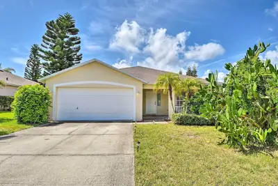 Image de Family-Friendly Edgewater Home: 6 Mi to Beaches!
