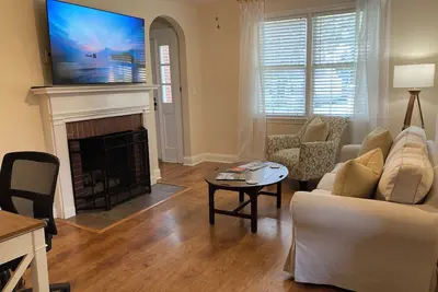 Image de Cozy Carolina Cottage