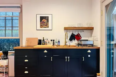 Image de Private Cape Cod Cottage. Walk to Ellis Landing Beach!